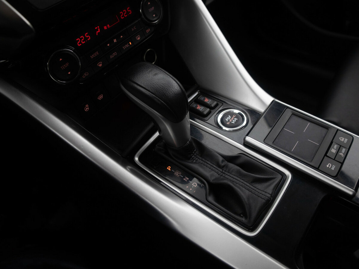 Купить Mitsubishi Eclipse Cross с пробегом. Фото: #12