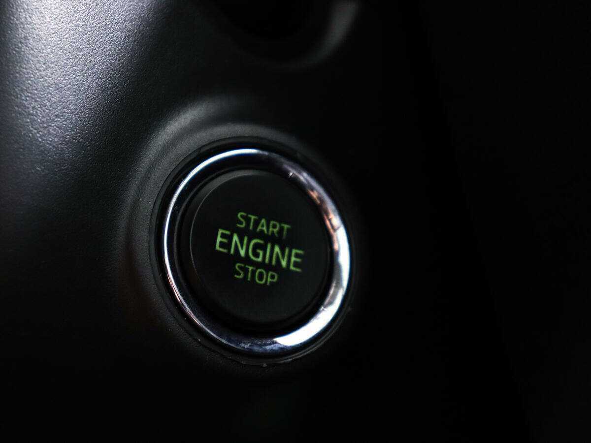 Купить Skoda Rapid с пробегом. Фото: #16