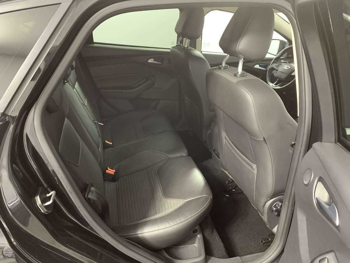 Купить Ford Focus с пробегом. Фото: #16