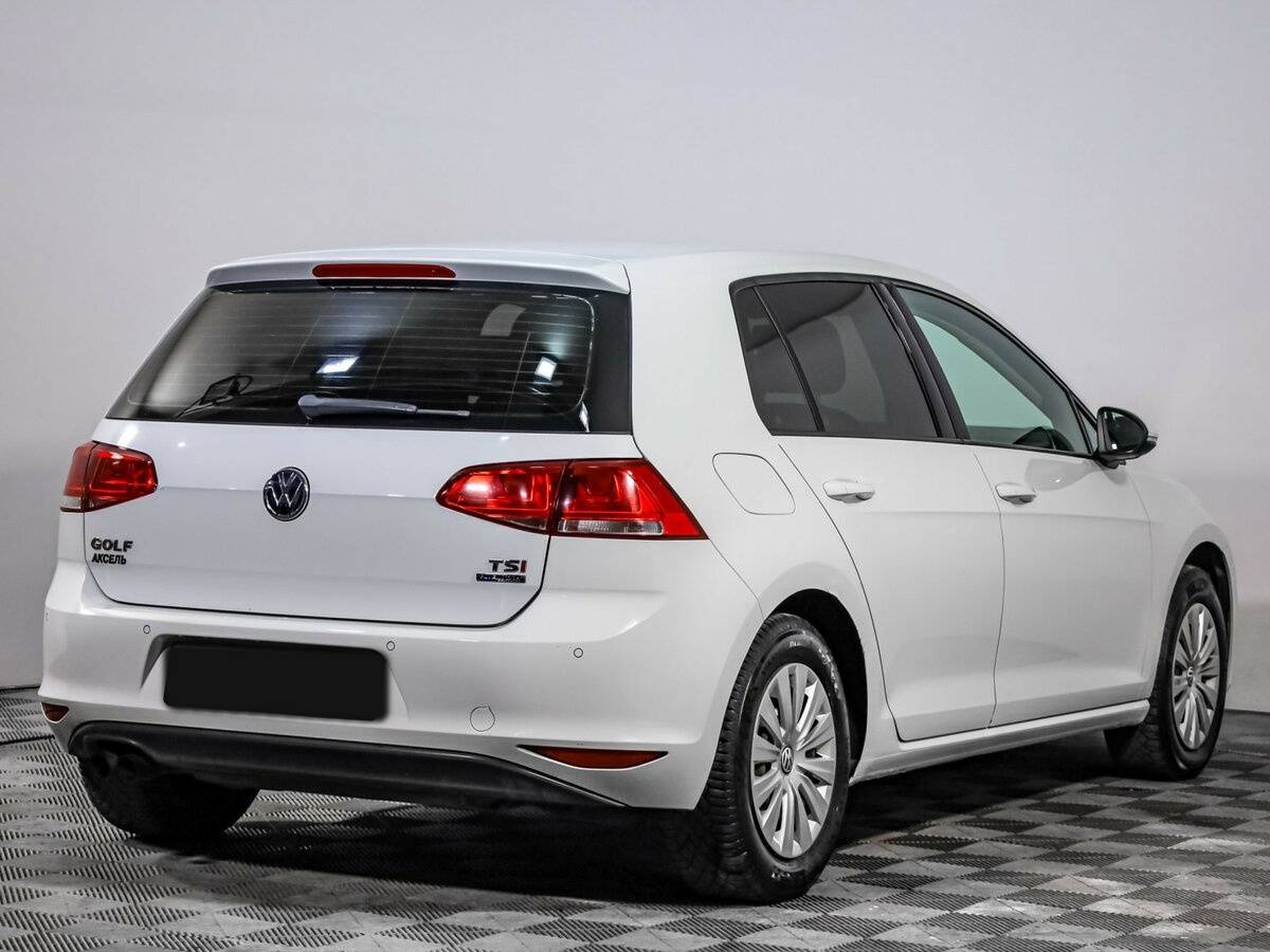 Купить Volkswagen Golf с пробегом. Фото: #3
