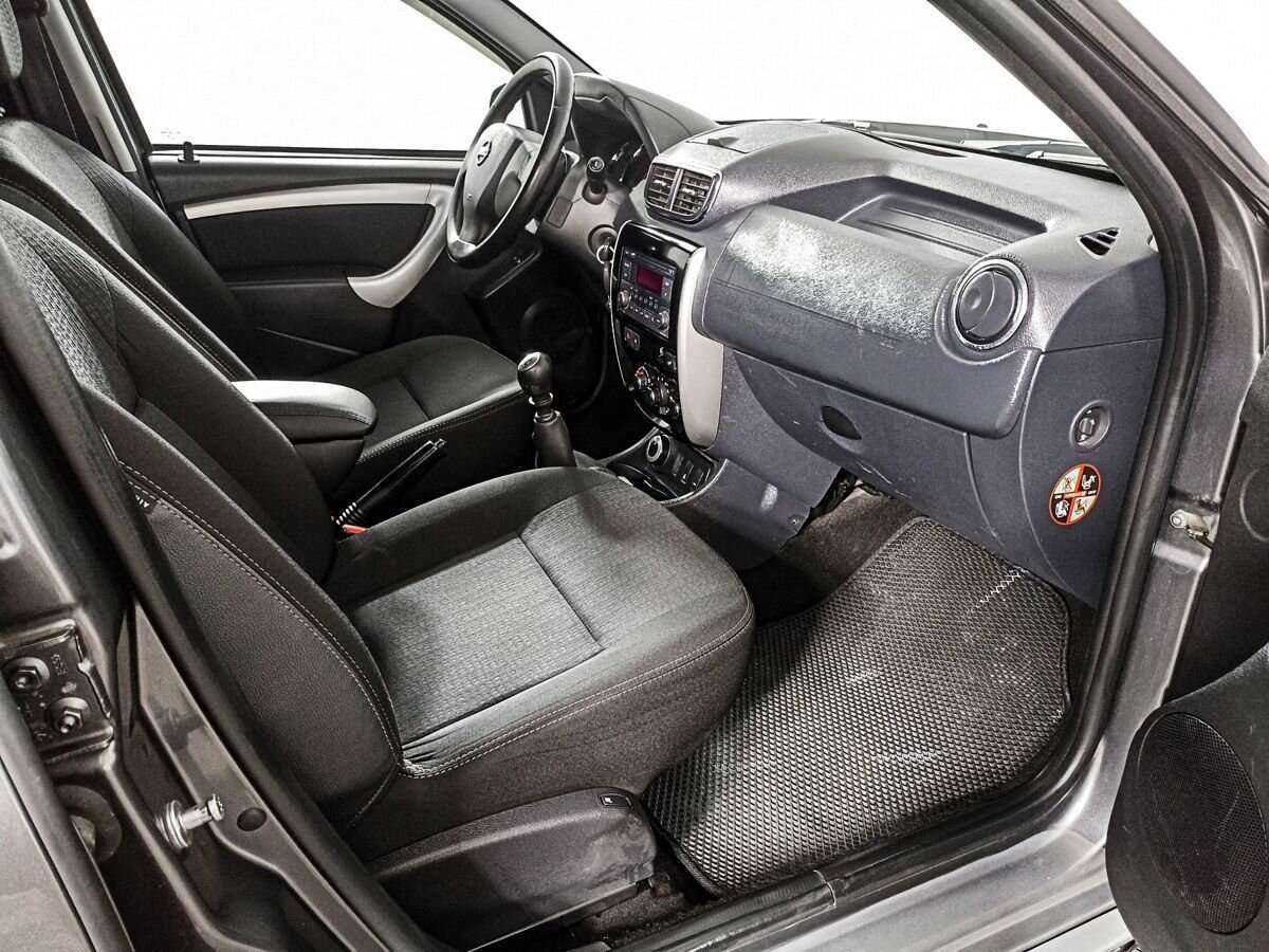 Купить Nissan Terrano с пробегом. Фото: #8