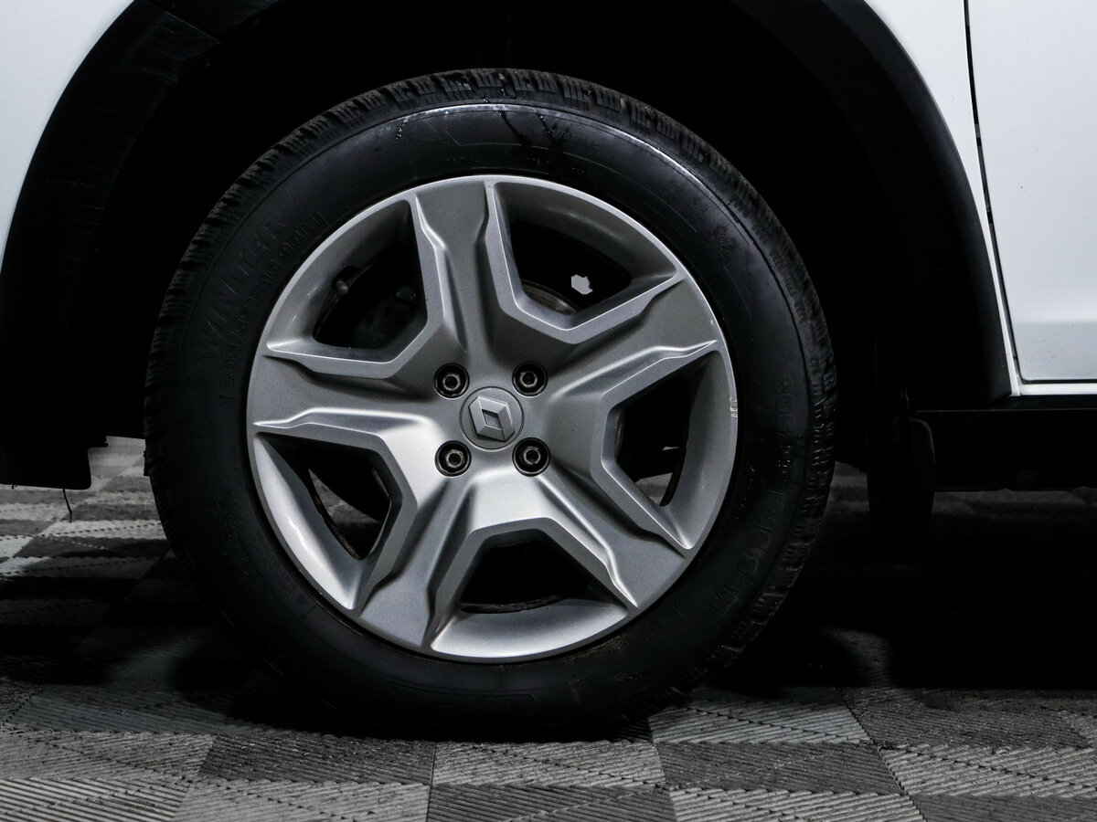 Купить Renault Logan с пробегом. Фото: #10