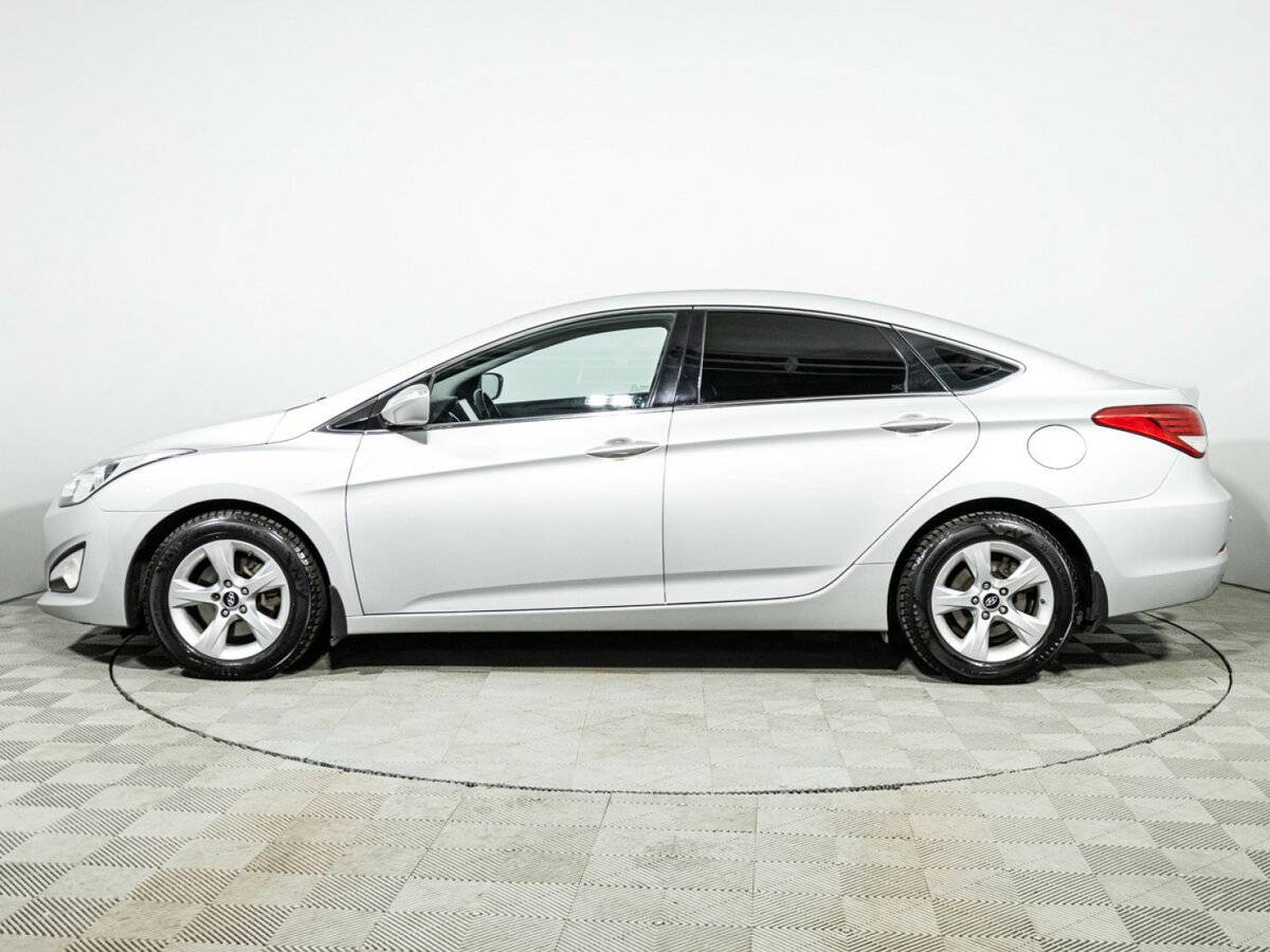 Купить Hyundai i40 с пробегом. Фото: #7