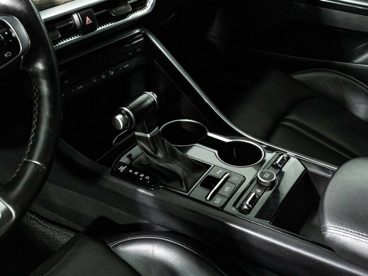 Купить Kia K5 с пробегом. Фото: #18