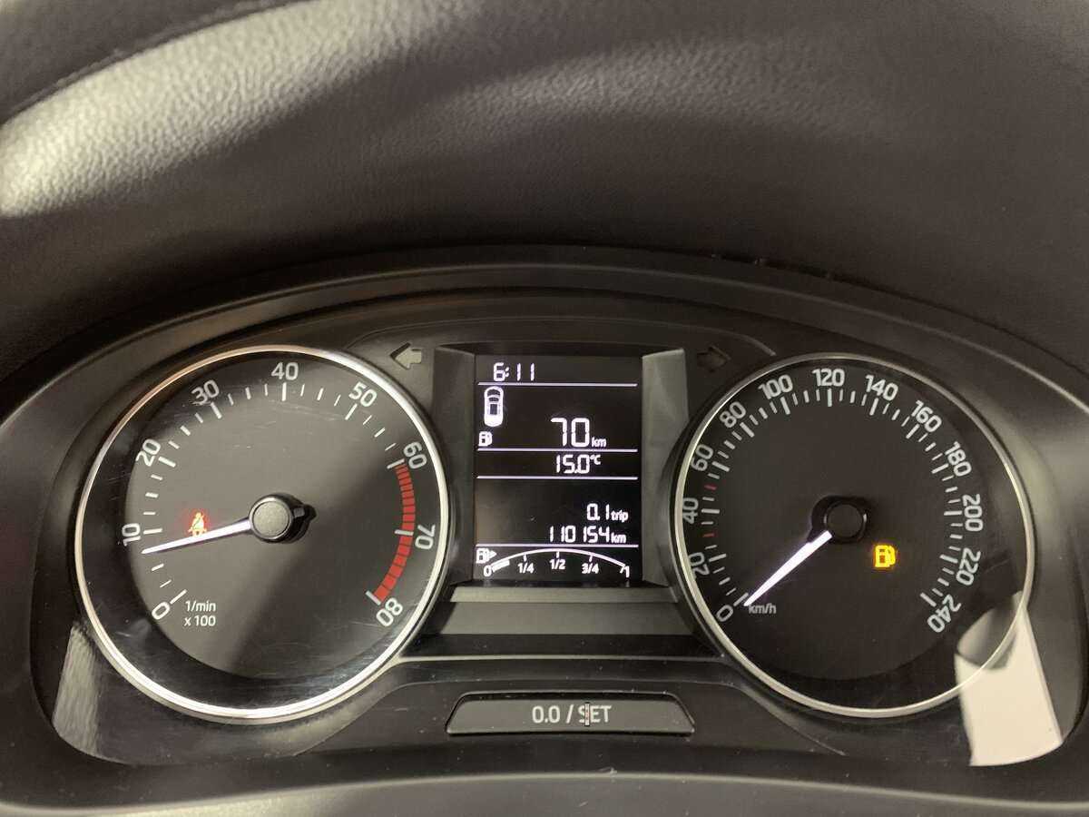 Купить Skoda Rapid с пробегом. Фото: #12