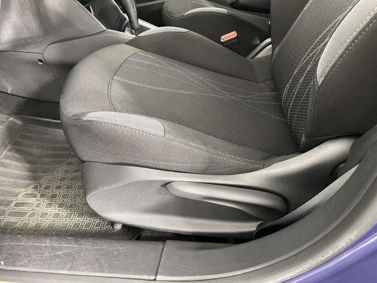 Купить Peugeot 208 с пробегом. Фото: #9