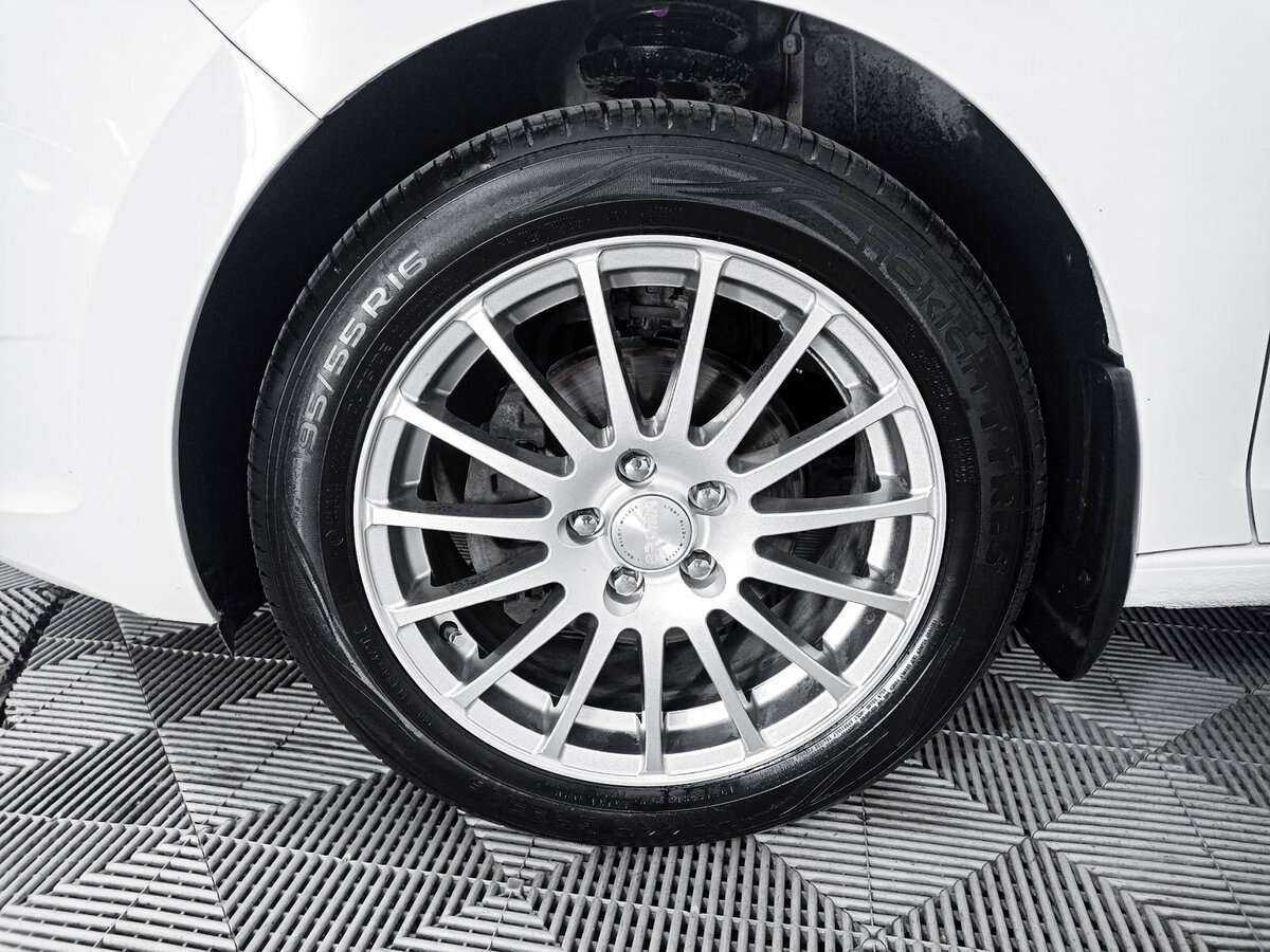 Купить Skoda Rapid с пробегом. Фото: #16