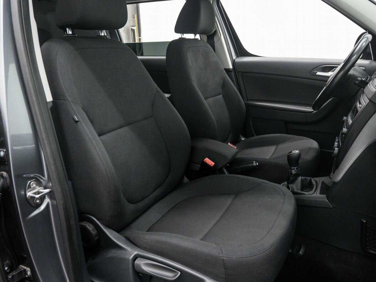 Купить Skoda Yeti с пробегом. Фото: #8