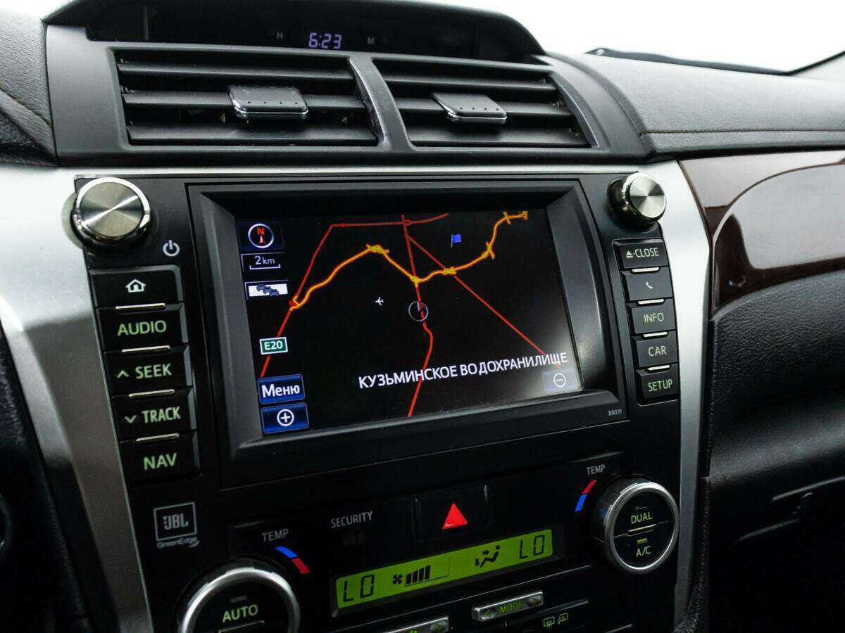 Купить Toyota Camry с пробегом. Фото: #15