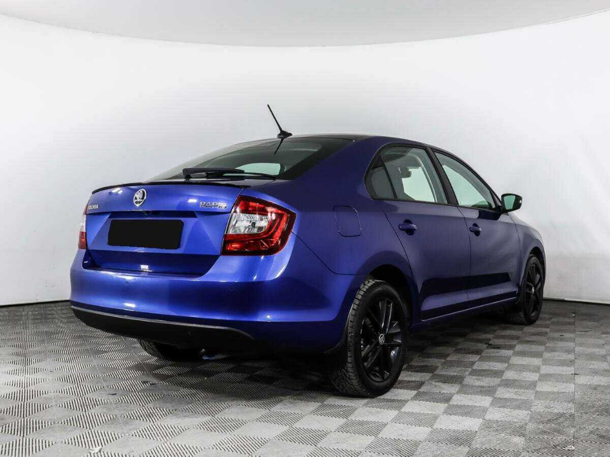 Купить Skoda Rapid с пробегом. Фото: #4