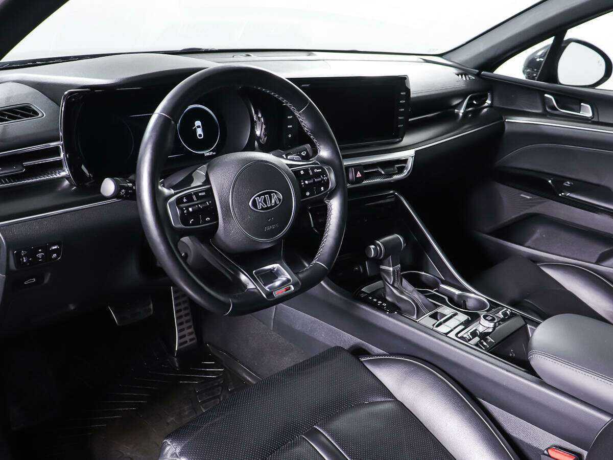 Купить Kia K5 с пробегом. Фото: #12