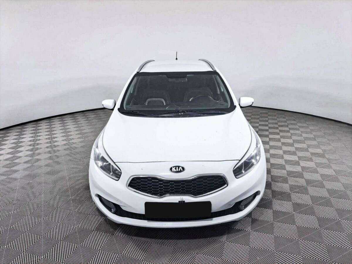 Купить Kia Ceed с пробегом. Фото: #1