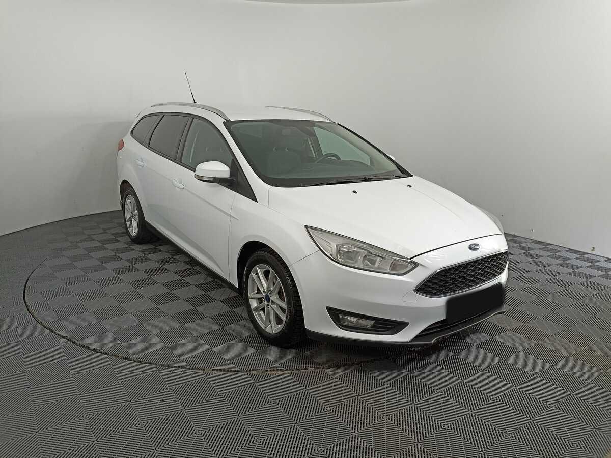 Купить Ford Focus с пробегом. Фото: #2
