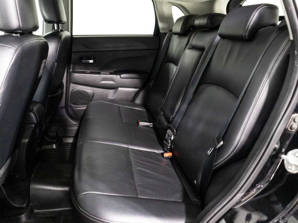 Купить Mitsubishi ASX с пробегом. Фото: #9