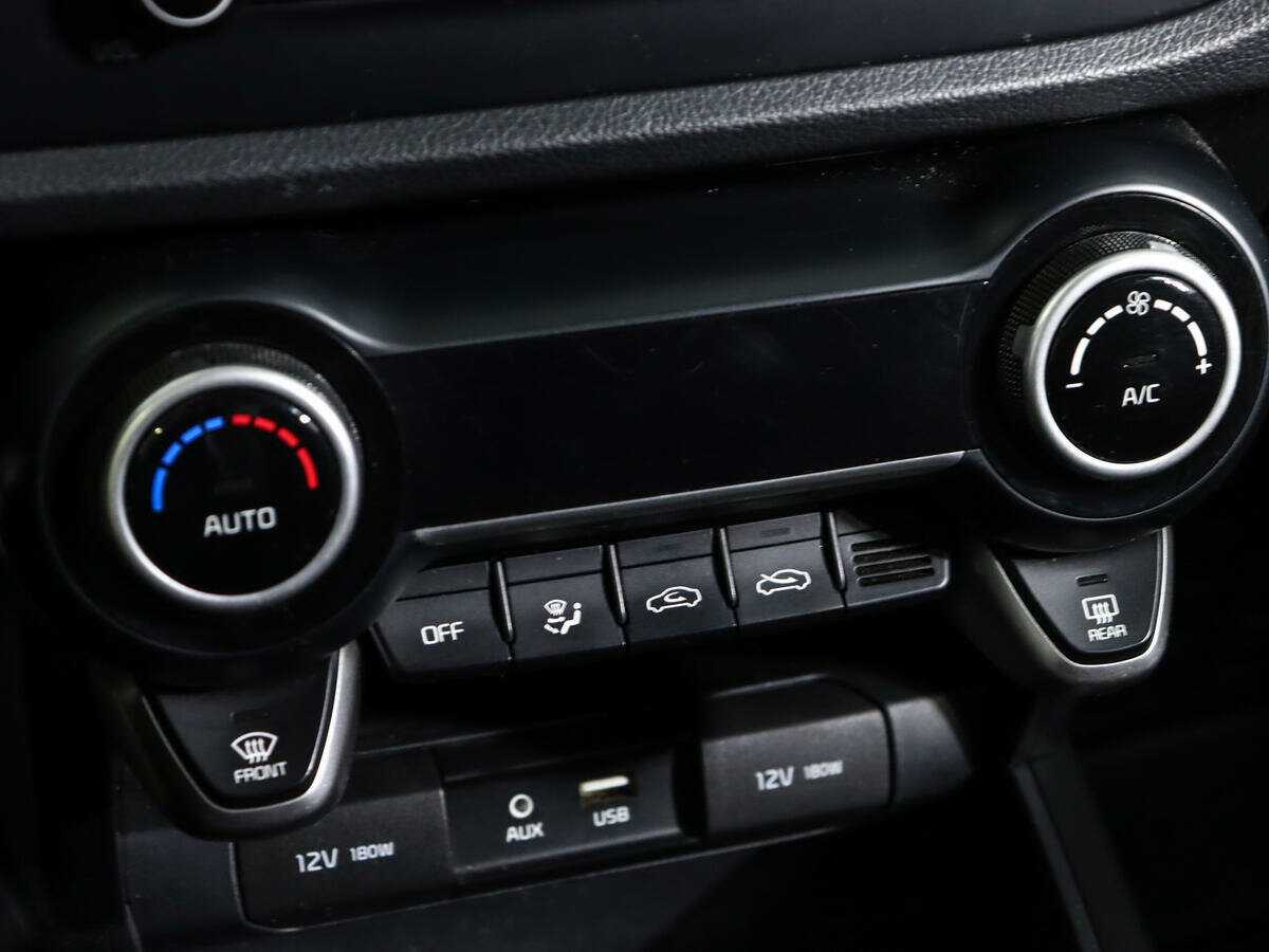 Купить Kia Rio с пробегом. Фото: #16