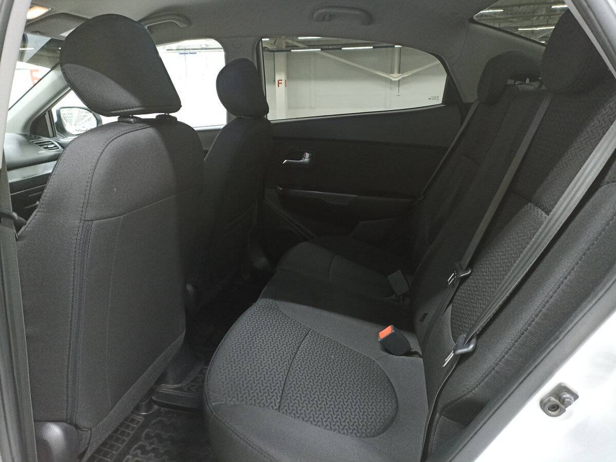 Купить Kia Rio с пробегом. Фото: #11