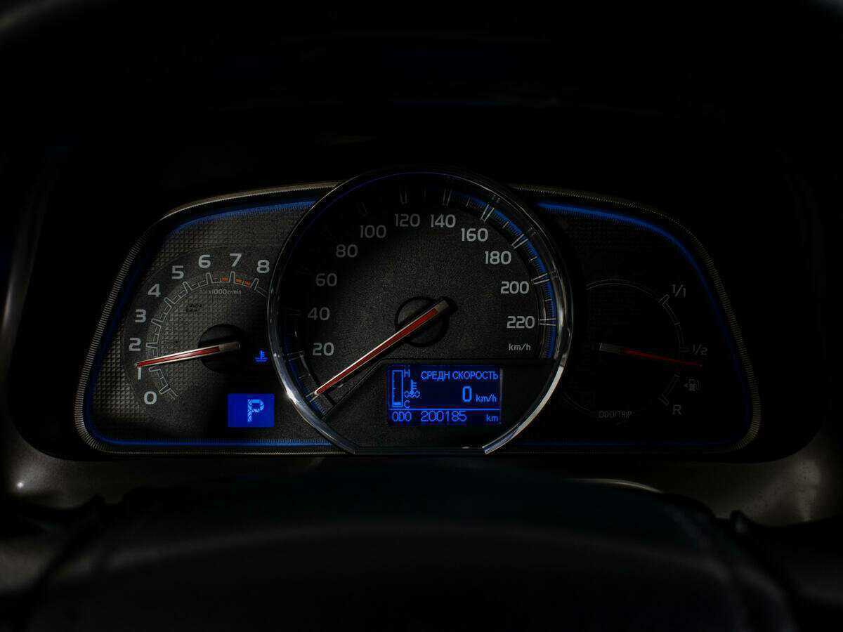 Купить Toyota RAV4 с пробегом. Фото: #9