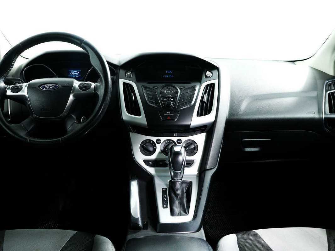 Купить Ford Focus с пробегом. Фото: #10