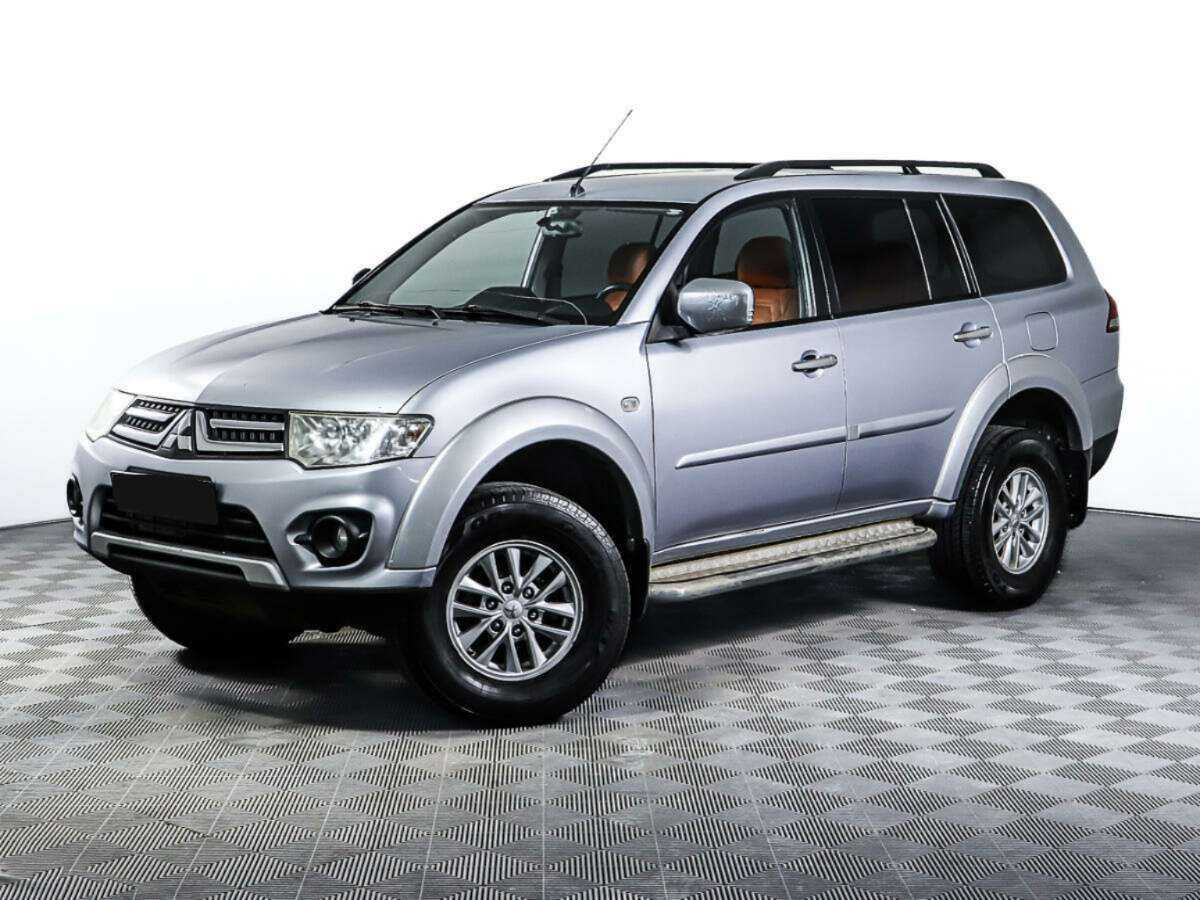 Купить Mitsubishi Pajero Sport с пробегом. Фото: #0