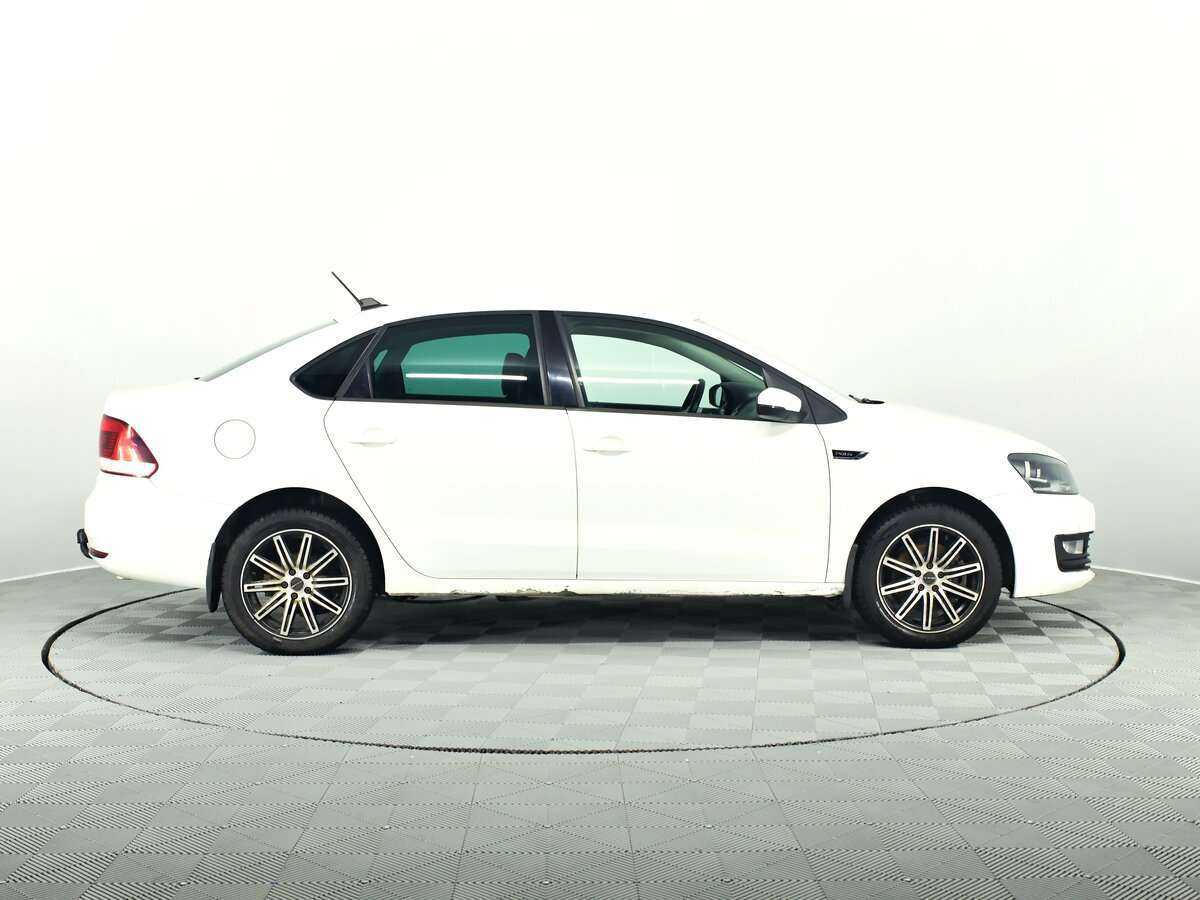 Купить Volkswagen Polo с пробегом. Фото: #6
