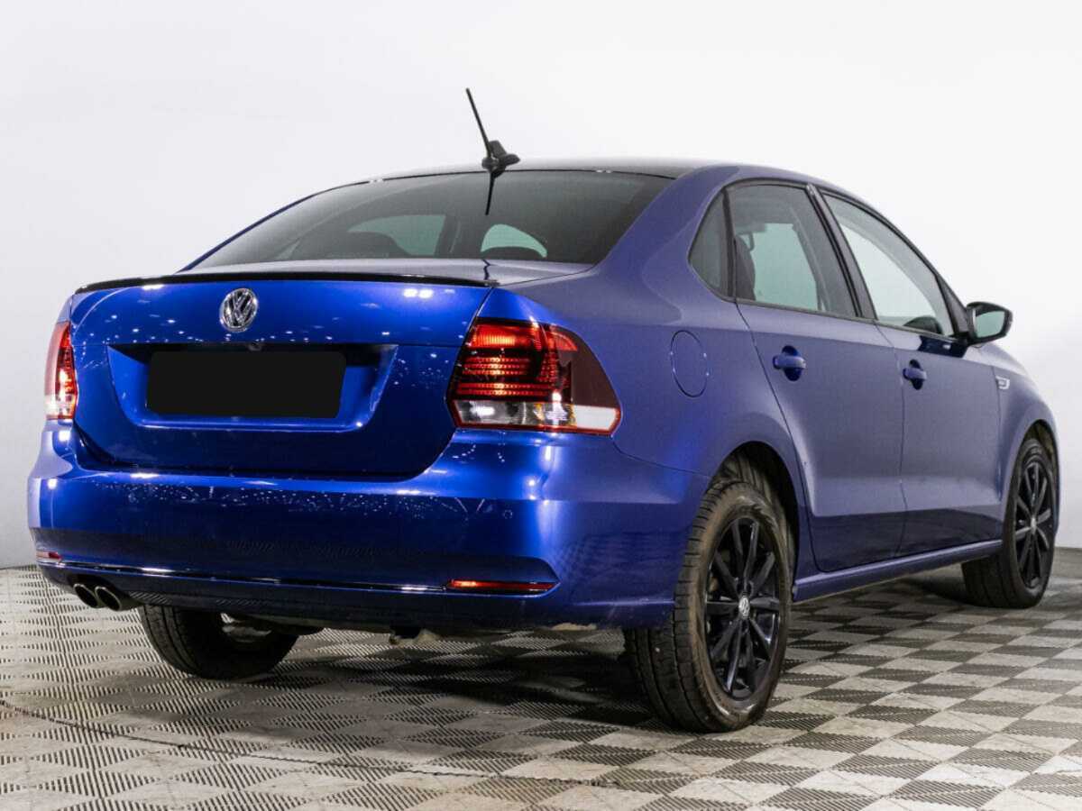 Купить Volkswagen Polo с пробегом. Фото: #4