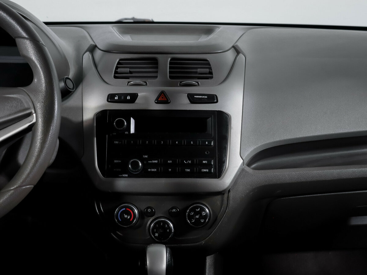 Купить Chevrolet Cobalt с пробегом. Фото: #10