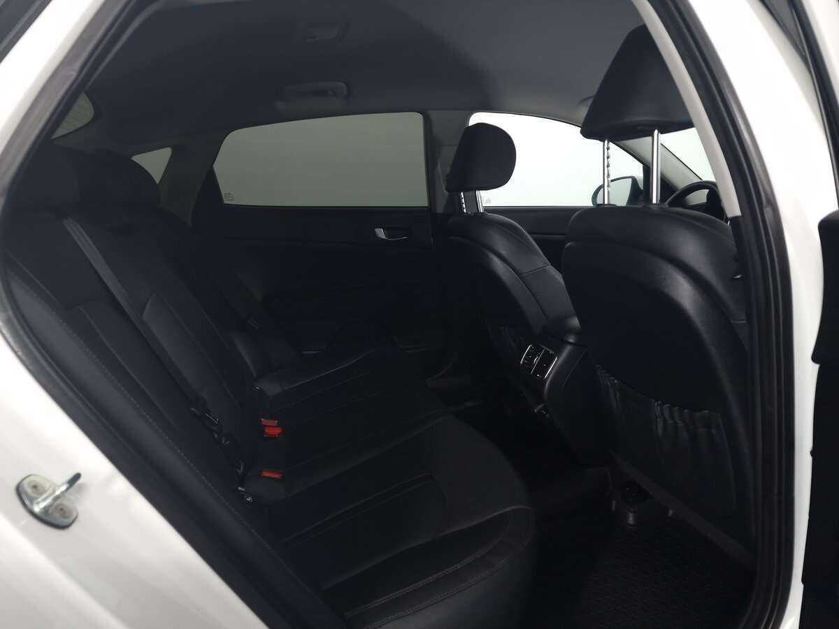 Купить Kia Optima с пробегом. Фото: #23