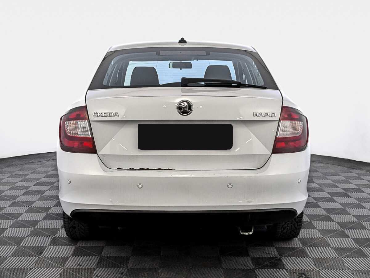 Купить Skoda Rapid с пробегом. Фото: #5