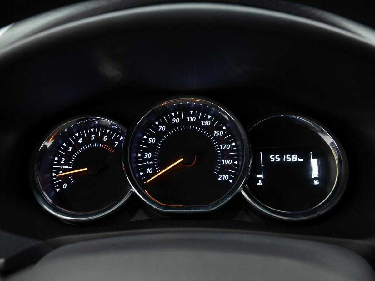 Купить Renault Sandero с пробегом. Фото: #14