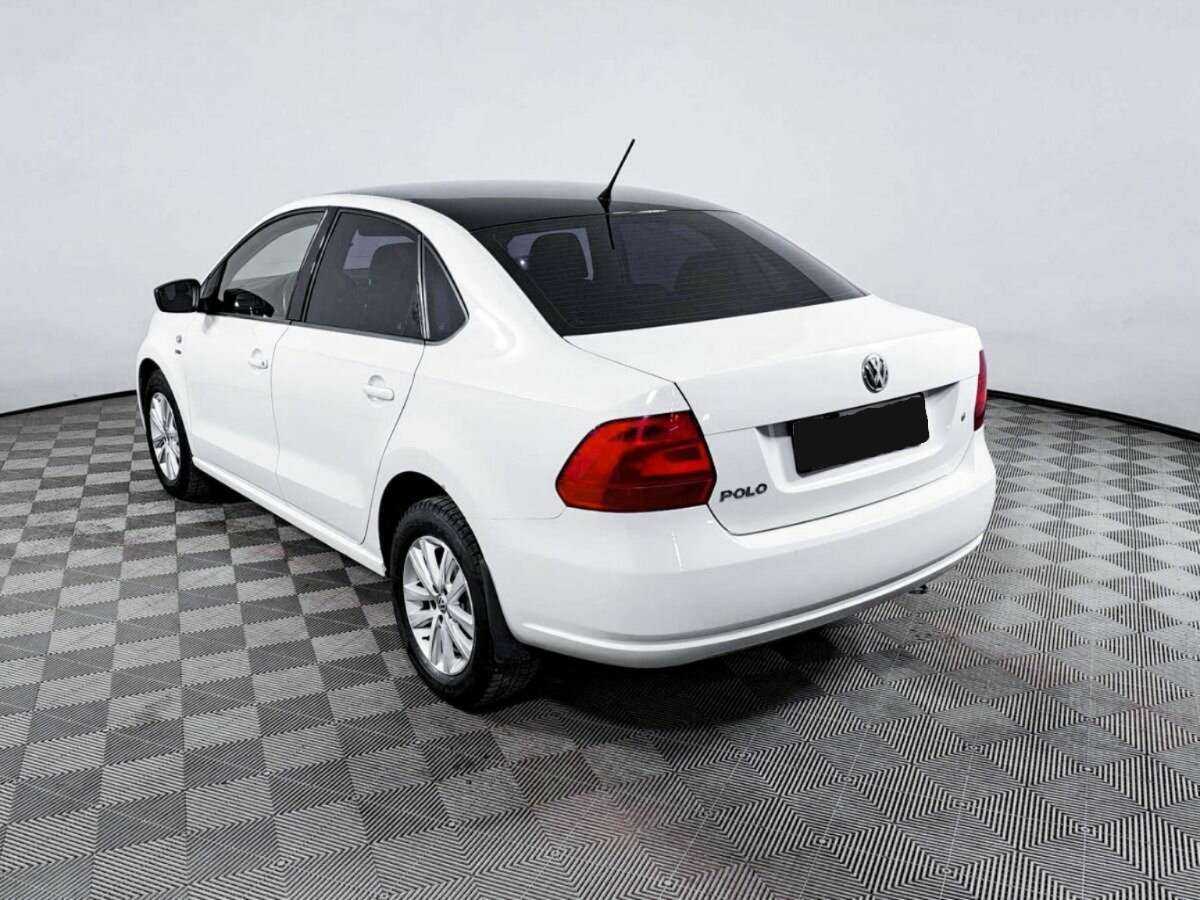 Купить Volkswagen Polo с пробегом. Фото: #5