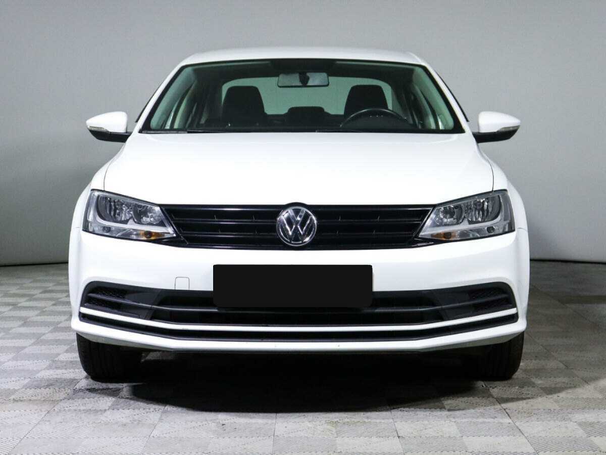 Купить Volkswagen Jetta с пробегом. Фото: #1