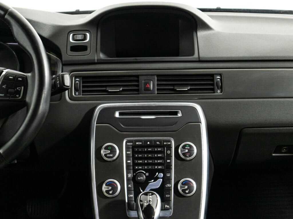 Купить Volvo S80 с пробегом. Фото: #13