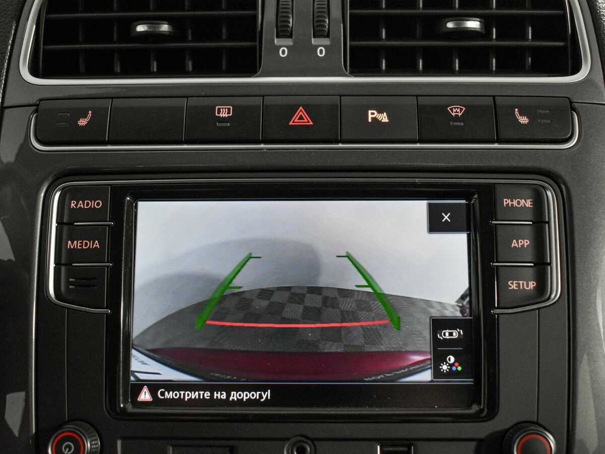 Купить Volkswagen Polo с пробегом. Фото: #16