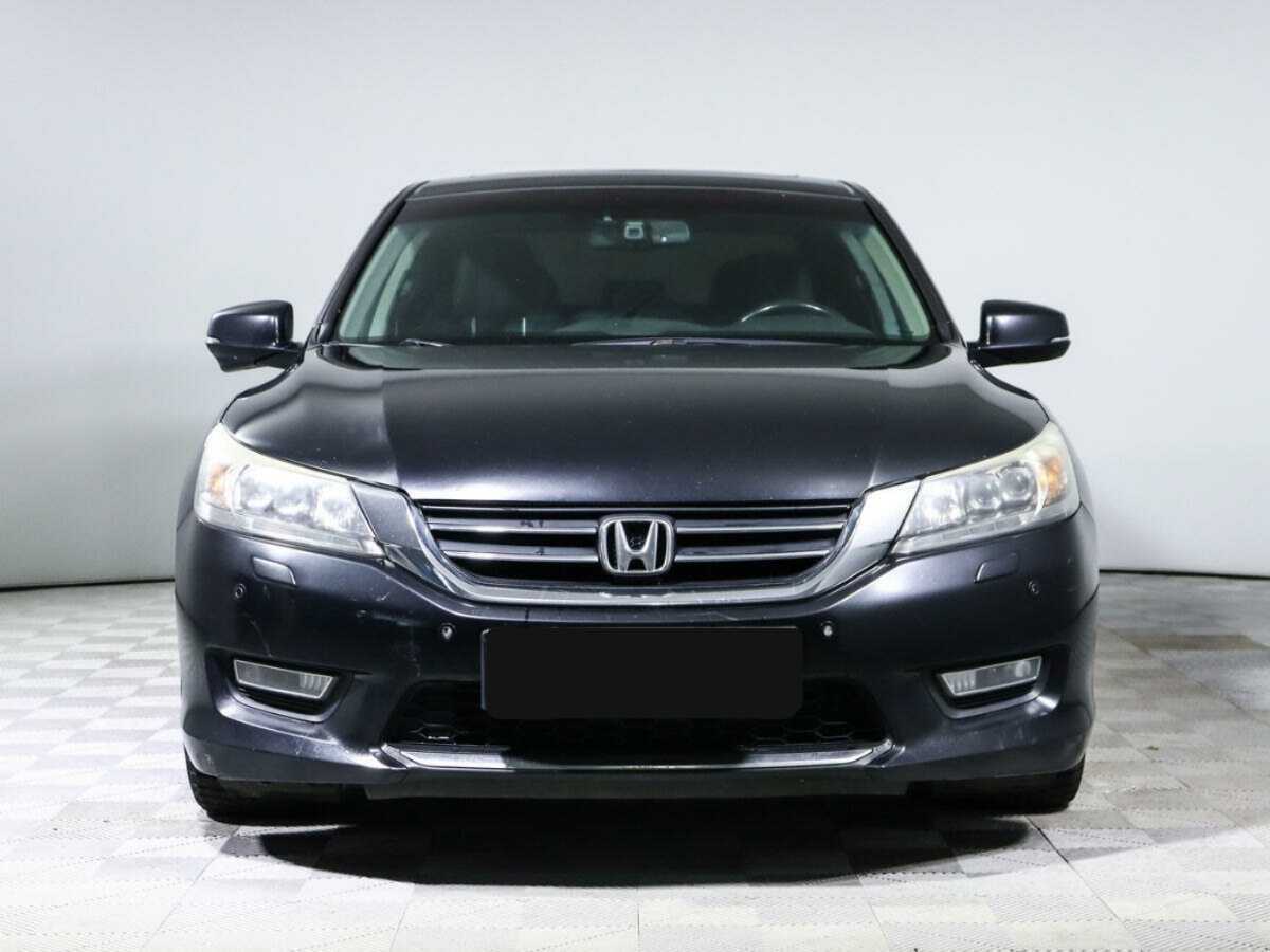 Купить Honda Accord с пробегом. Фото: #1