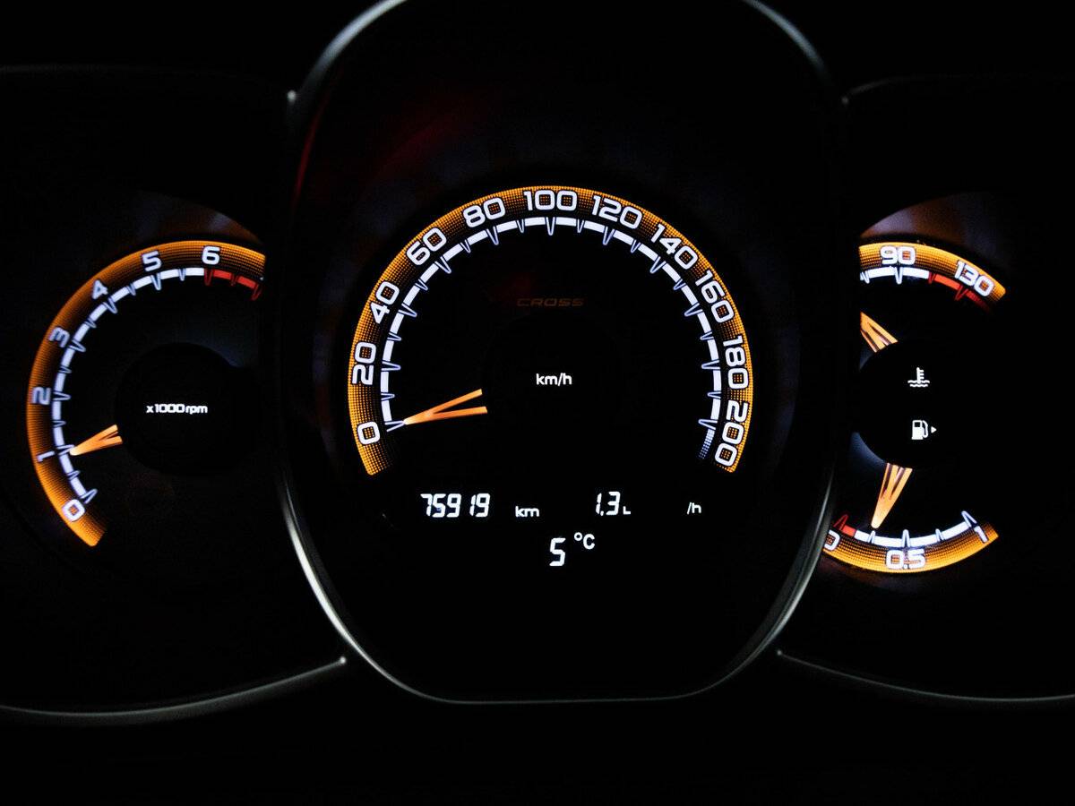 Купить Lada (ВАЗ) Vesta с пробегом. Фото: #18