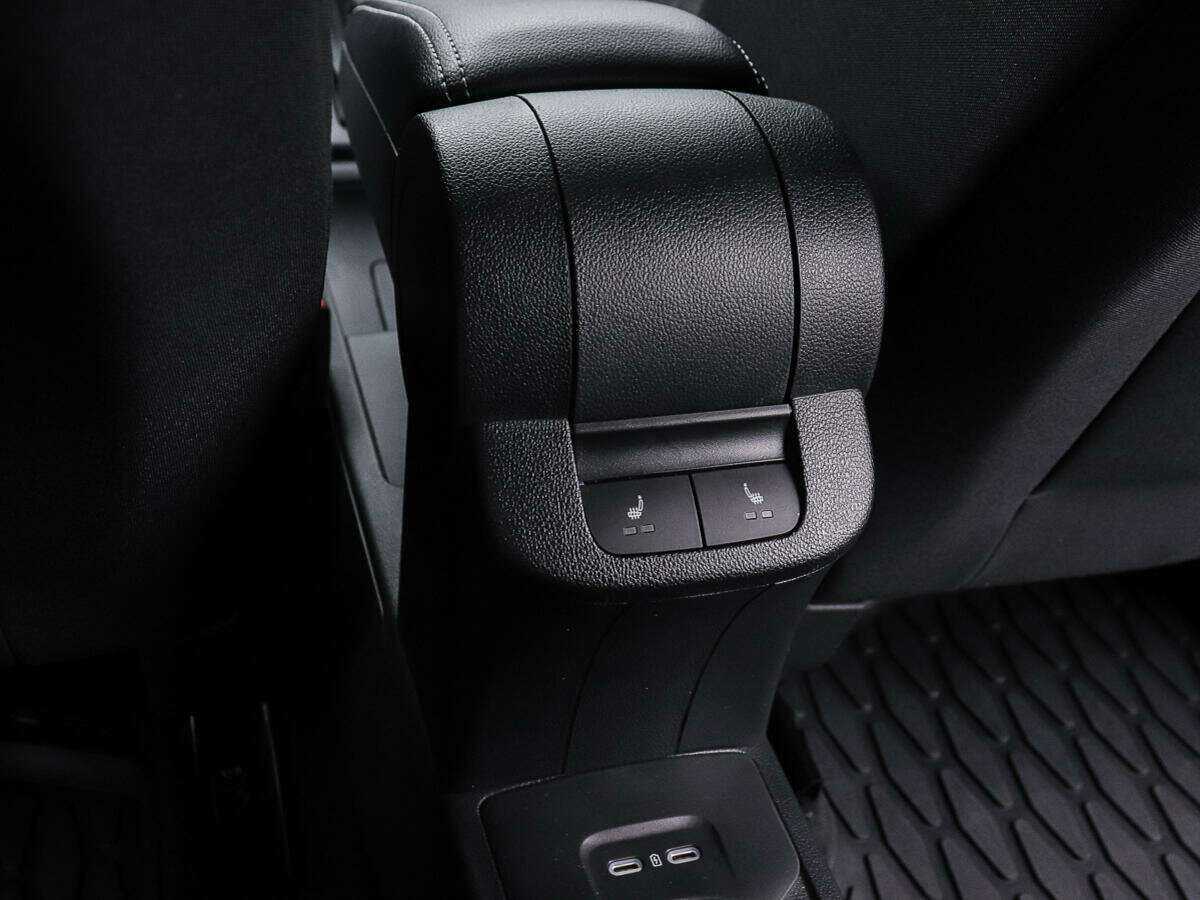 Купить Skoda Rapid с пробегом. Фото: #17