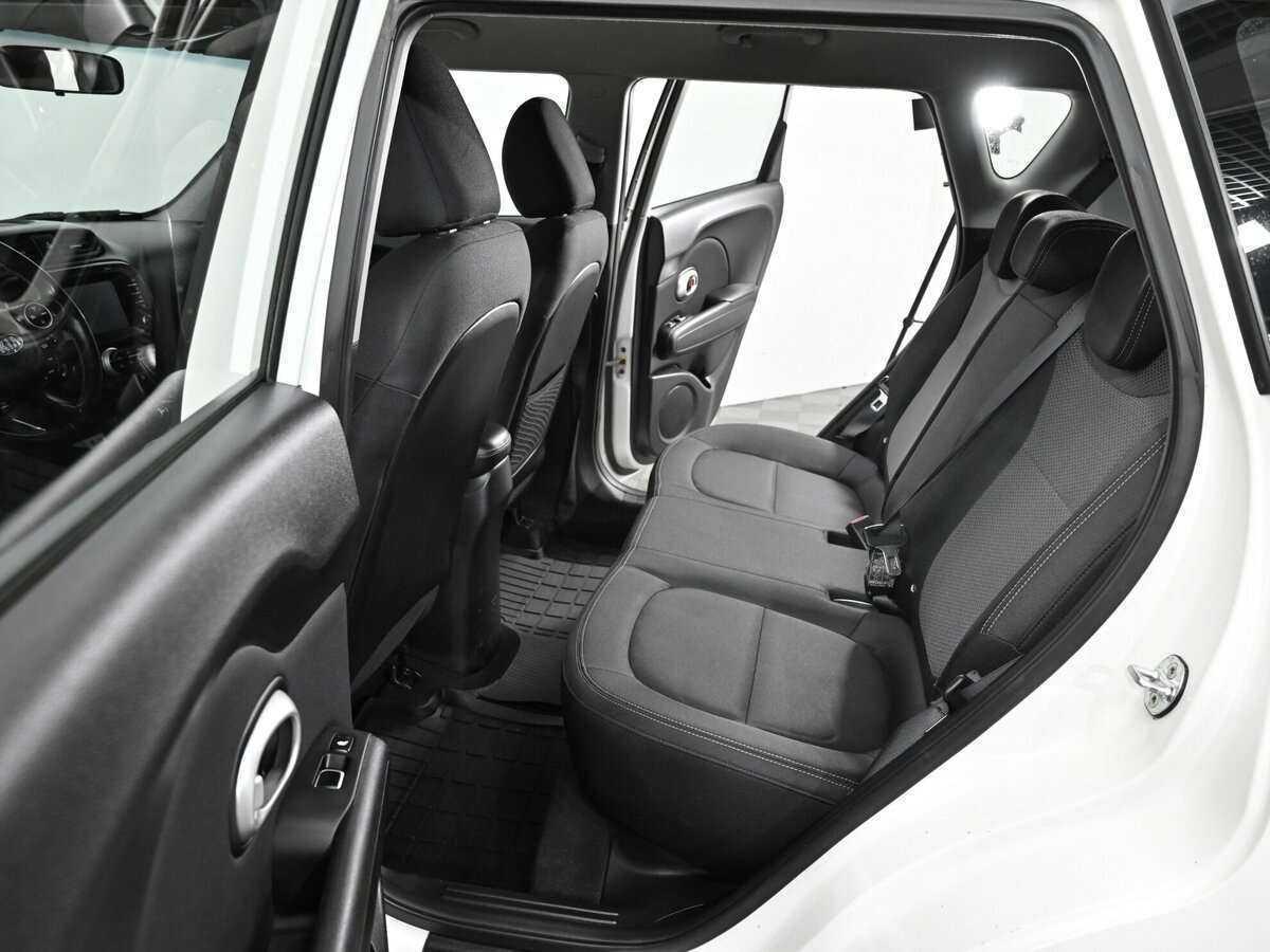 Купить Kia Soul с пробегом. Фото: #14