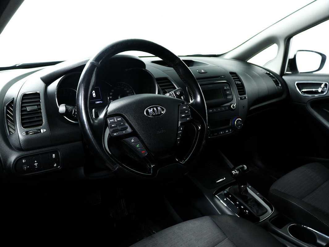 Купить Kia Cerato с пробегом. Фото: #12