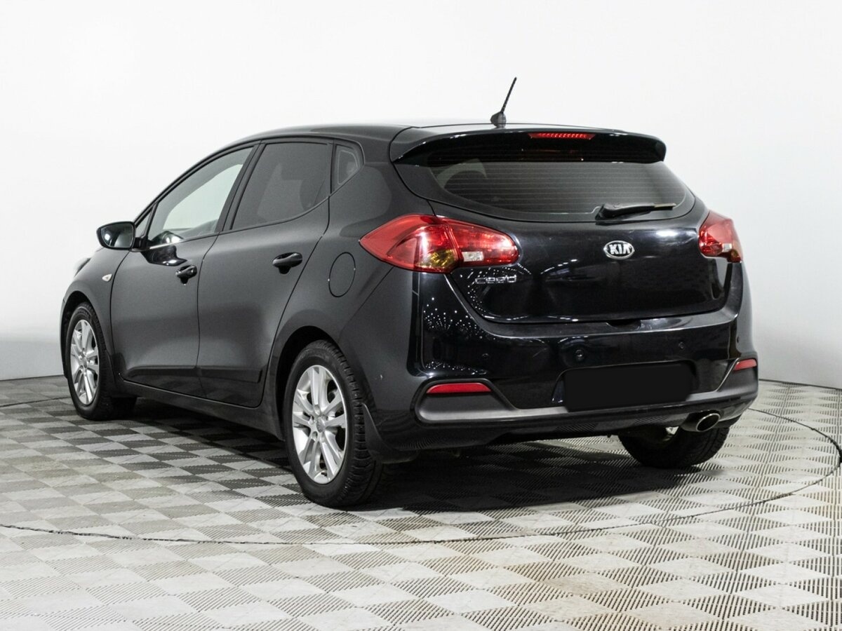 Купить Kia Ceed с пробегом. Фото: #6