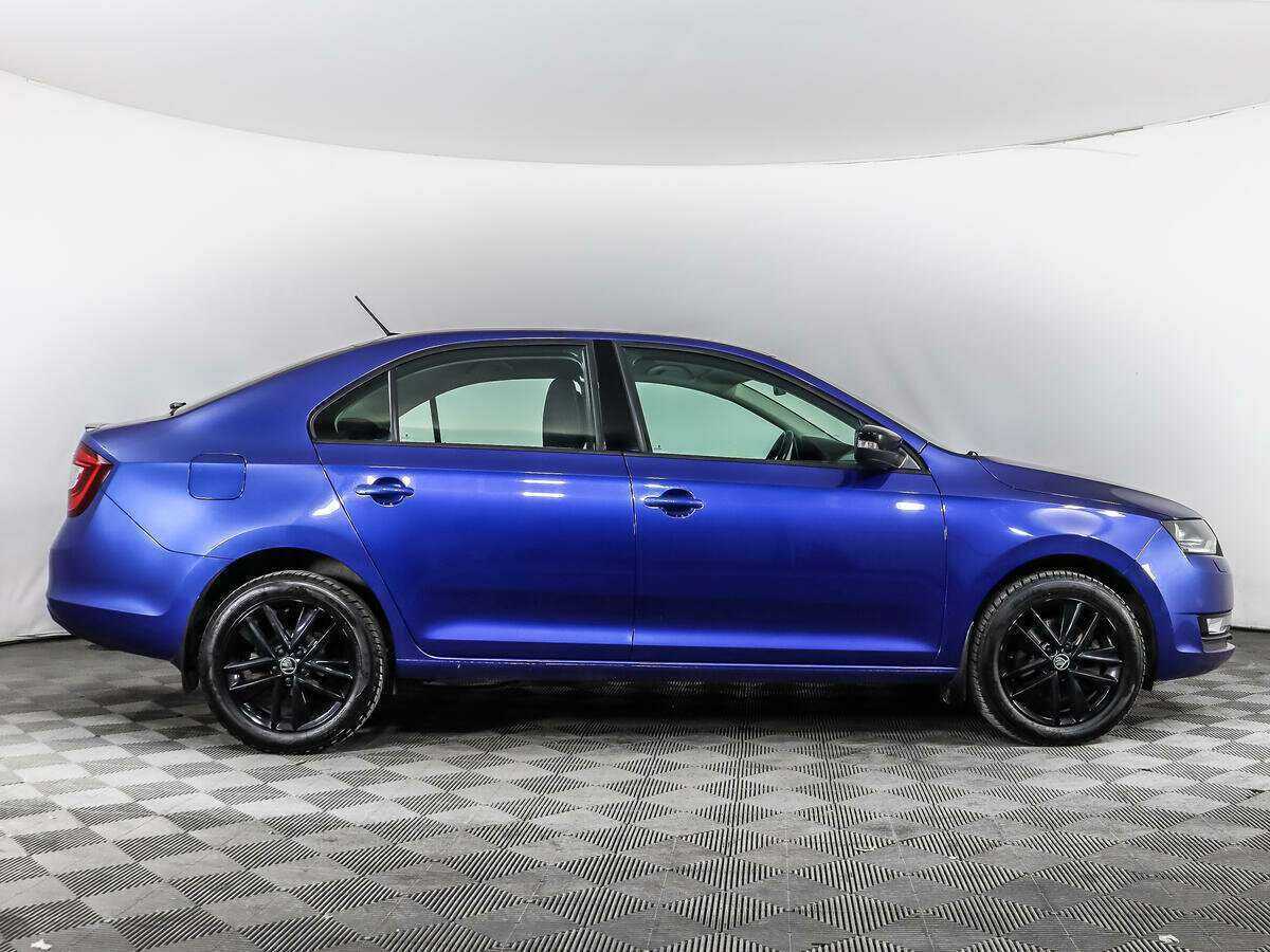 Купить Skoda Rapid с пробегом. Фото: #3