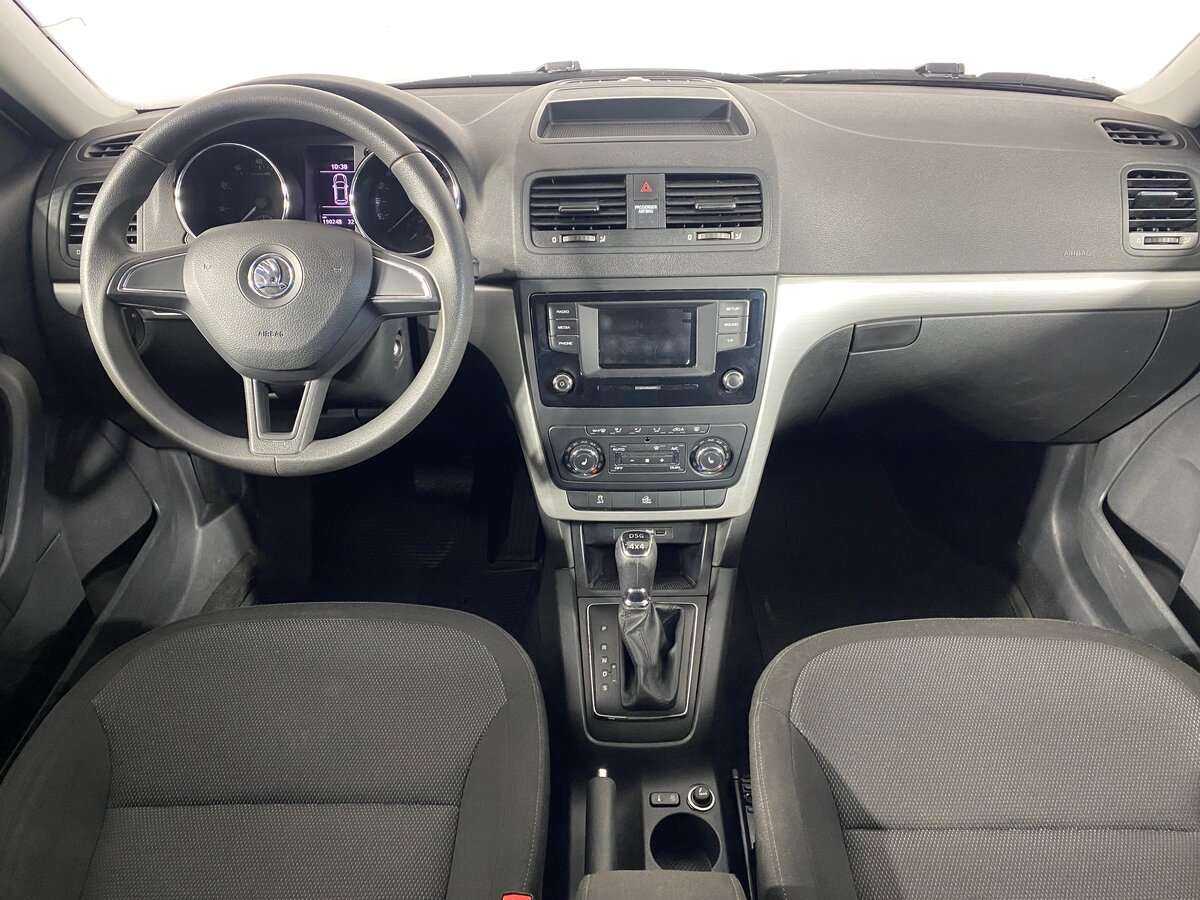 Купить Skoda Yeti с пробегом. Фото: #9