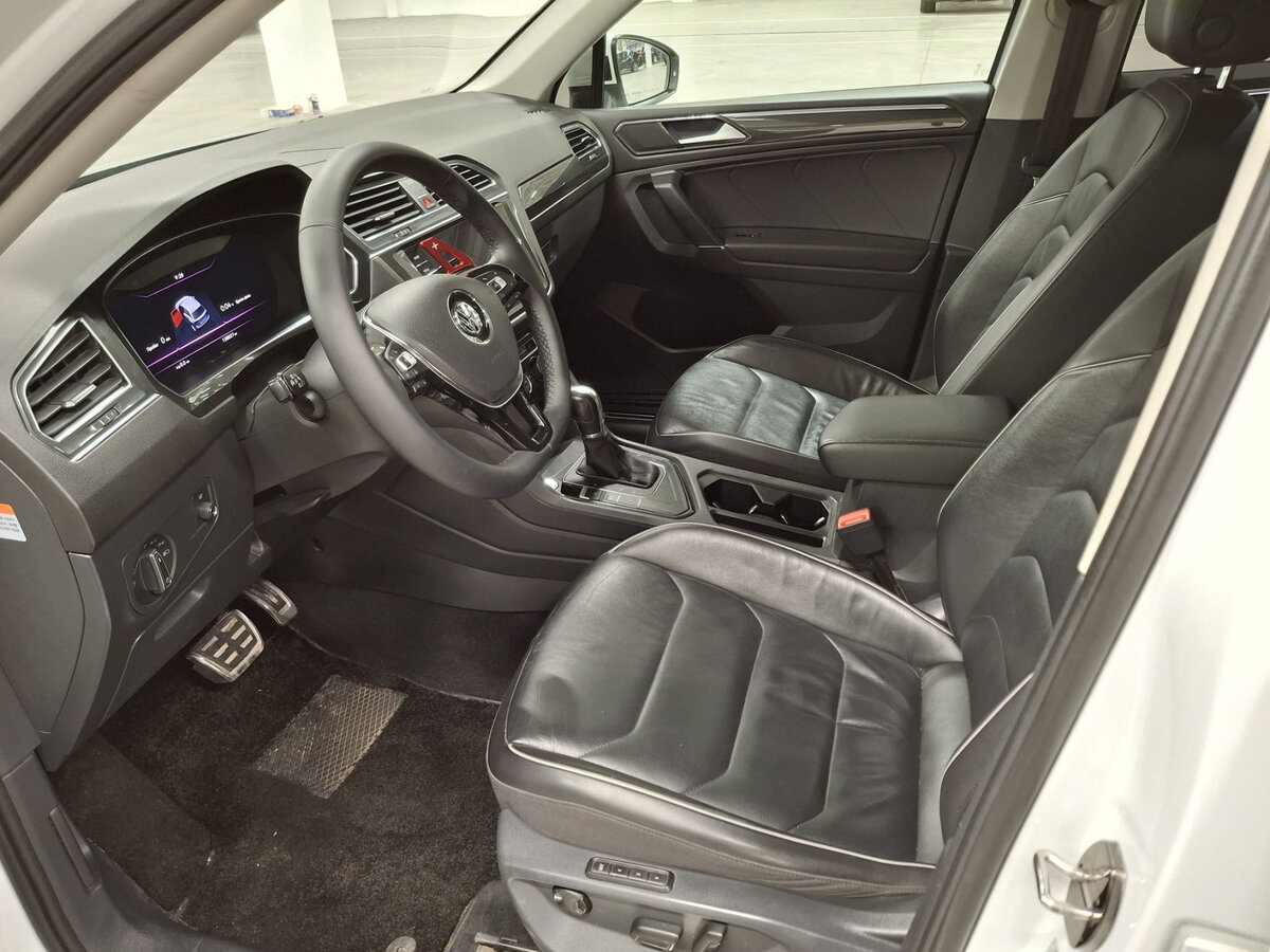 Купить Volkswagen Tiguan с пробегом. Фото: #14
