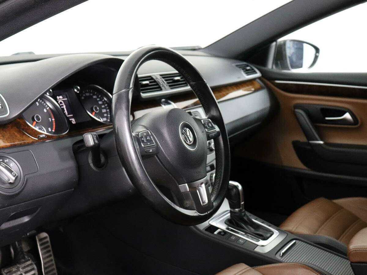 Купить Volkswagen Passat CC с пробегом. Фото: #7