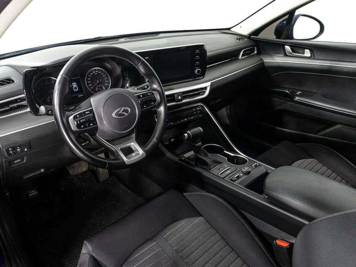 Купить Kia K5 с пробегом. Фото: #11