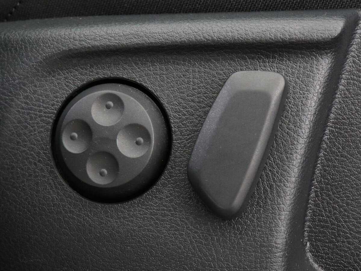 Купить Volkswagen Passat с пробегом. Фото: #12