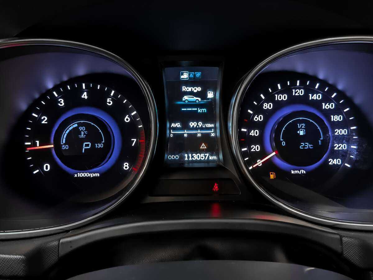 Купить Hyundai Santa Fe с пробегом. Фото: #11