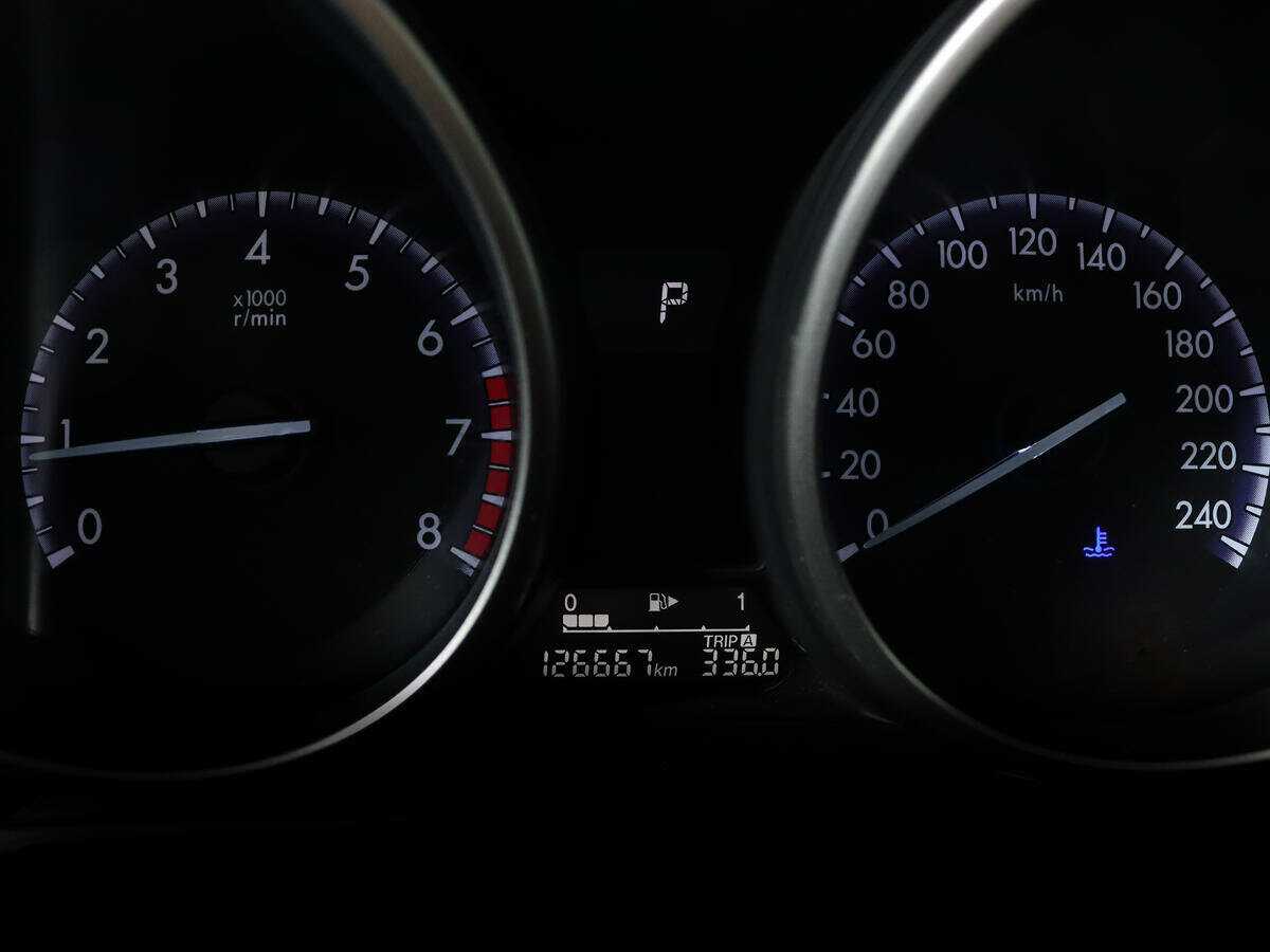 Купить Mazda 3 с пробегом. Фото: #8