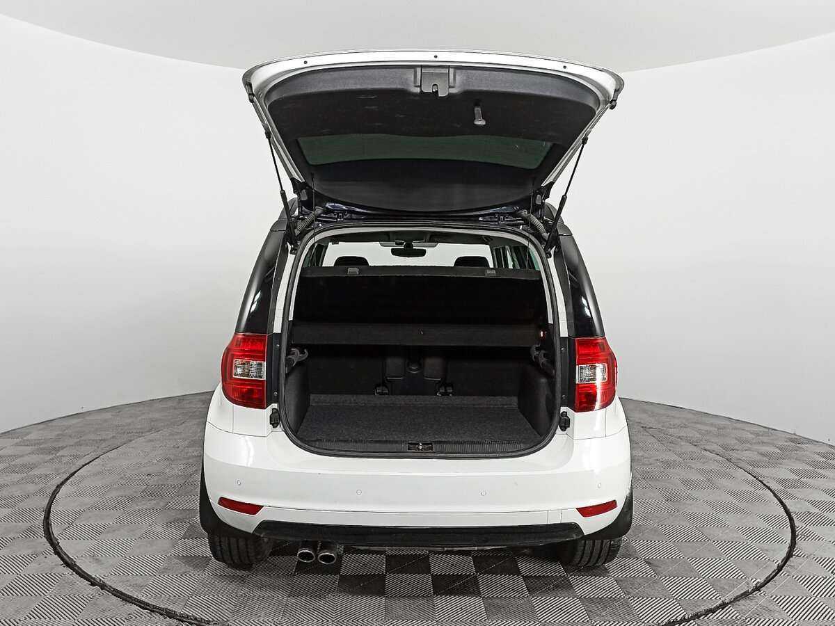 Купить Skoda Yeti с пробегом. Фото: #9