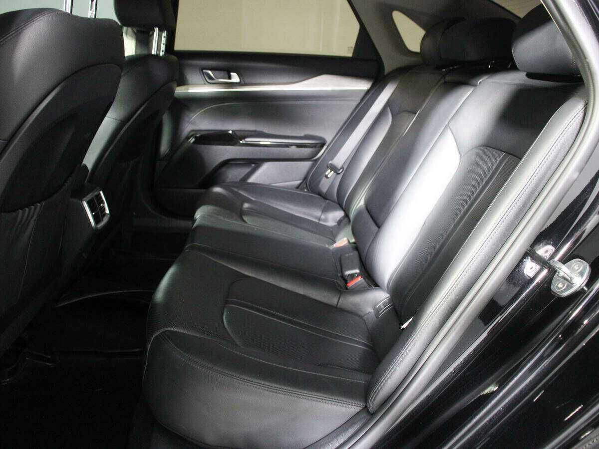 Купить Kia K5 с пробегом. Фото: #7