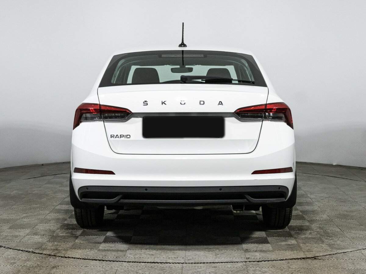 Купить Skoda Rapid с пробегом. Фото: #5